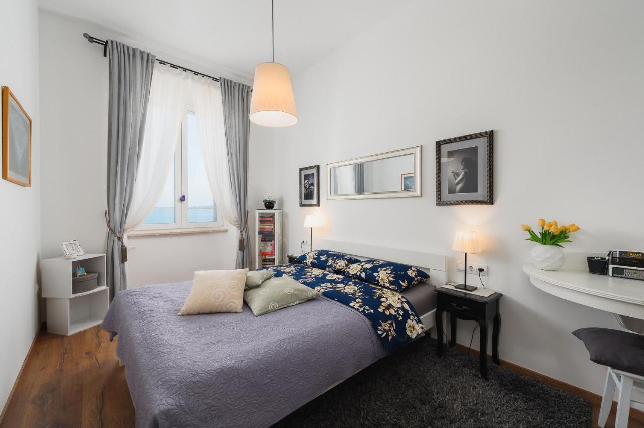 Apartment Nina Пореч Екстериор снимка
