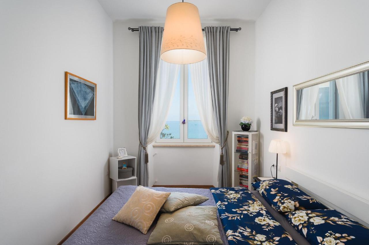 Apartment Nina Пореч Екстериор снимка